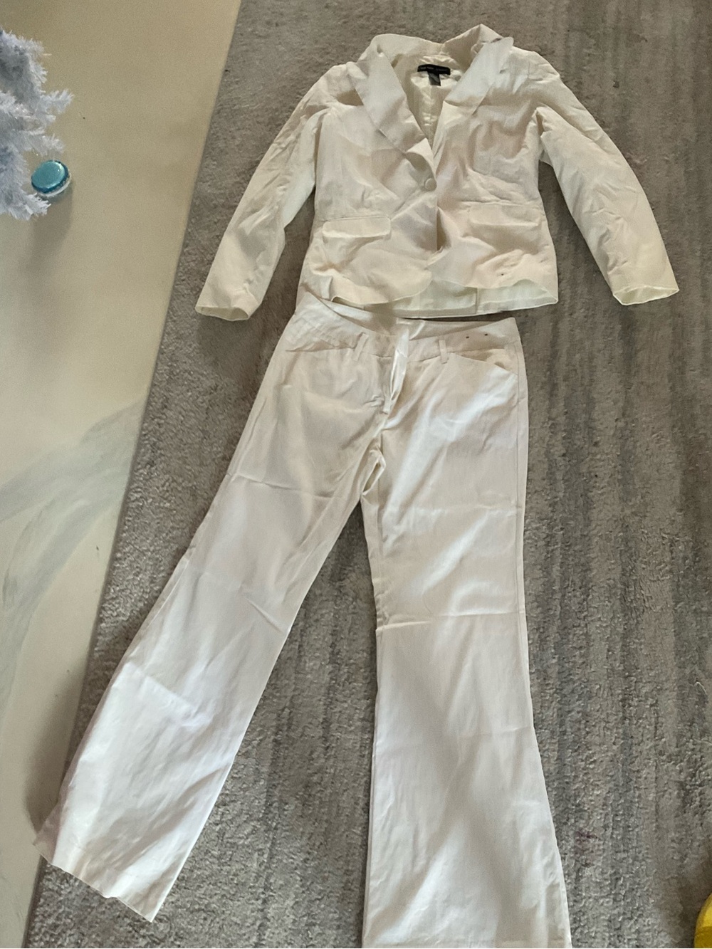 New York & Company White Wide-Leg Pant and Blazer Set